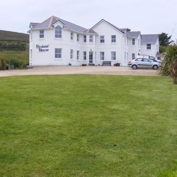 Roskeel House, hotel di Achill