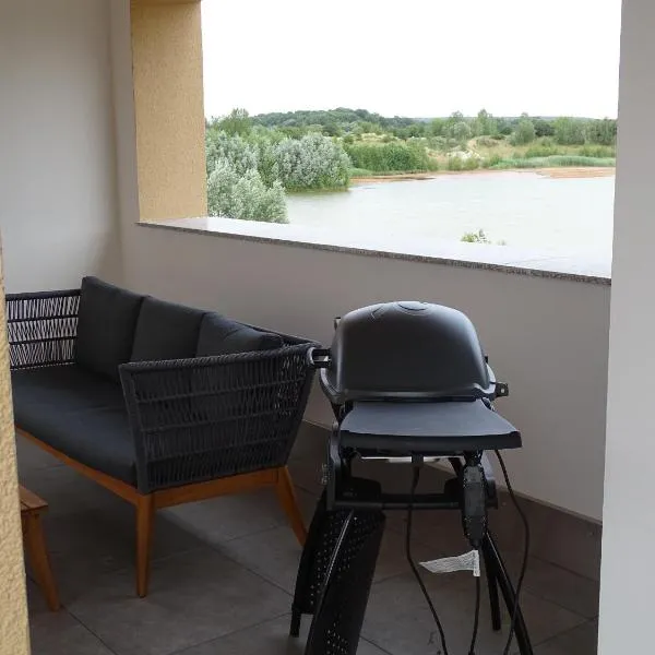 Feriendomizil am Störmthaler See, Lagovida, Leipziger Neuseenland, Großpösna, Privatstrand, hotel in Großpösna