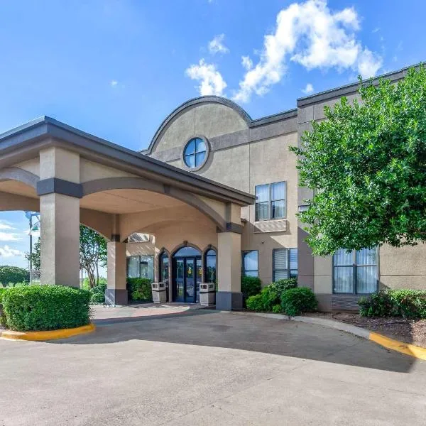 Quality Inn & Suites Durant, hotel in Calera