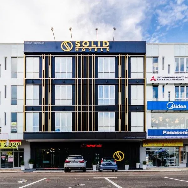 Solid Hotels, hotel a Kampong Kuala Masai