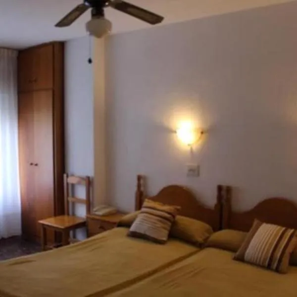 Pension Americano, hotel v destinaci Almería