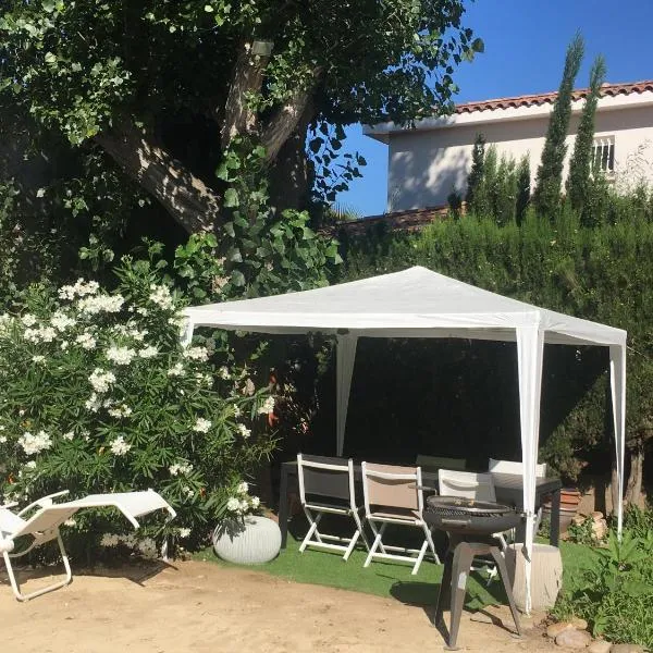 CHEZ NATH ET STEPH – hotel w mieście Le Grau-dʼAgde
