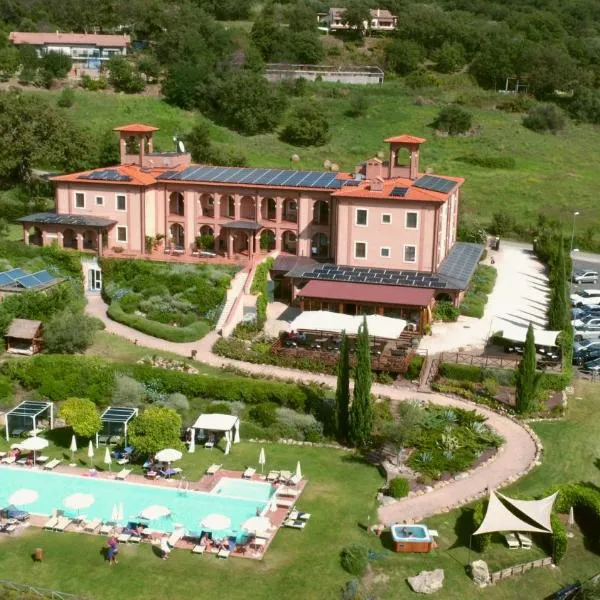 Viesnīca Saturnia Tuscany Hotel pilsētā Saturnija