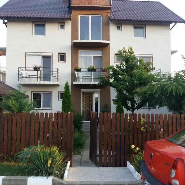 Casa Benny, hotel en Costinesti