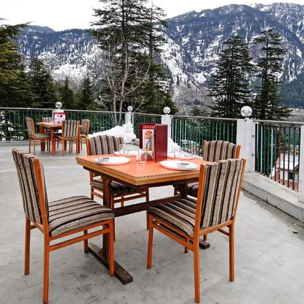 Hotel Greenfields, hotel em Manali