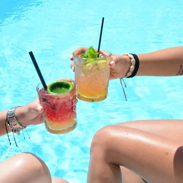 Casa Grande Hotel, hotel u gradu 'Platis Yialos - Mikonos'