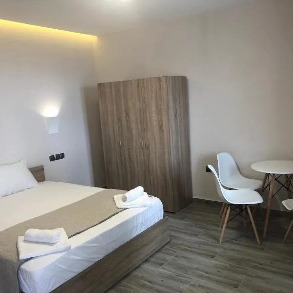 Angela Apartments & Studio, hotel in Fanárion