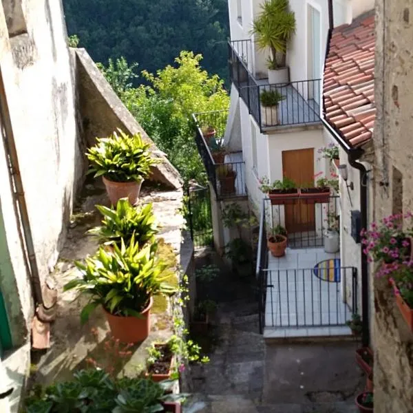 B&B Lo Straniero, Hotel in Rivello