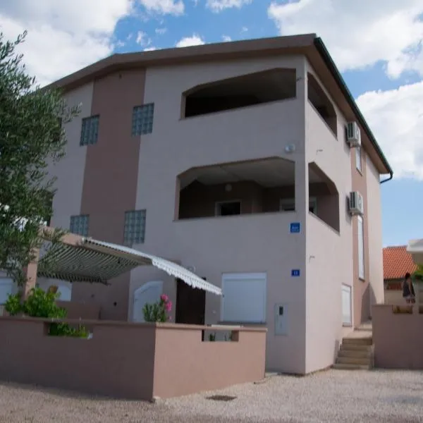 Apartman Lavanda: Maslenica şehrinde bir otel
