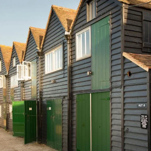 Whitstable Fisherman's Huts – hotel w mieście Whitstable