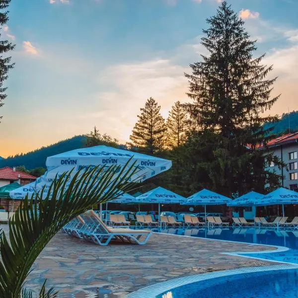 Ostrova Holiday Village, hotel en Balkanets
