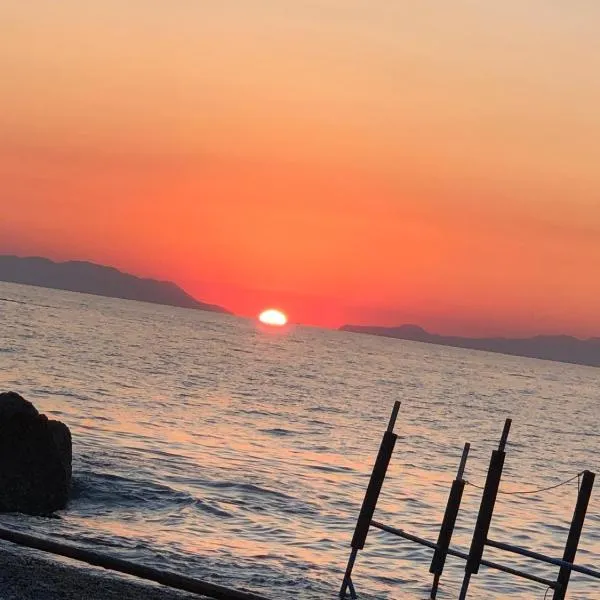 THE BEACH HOUSE, hotel in Cavaliere