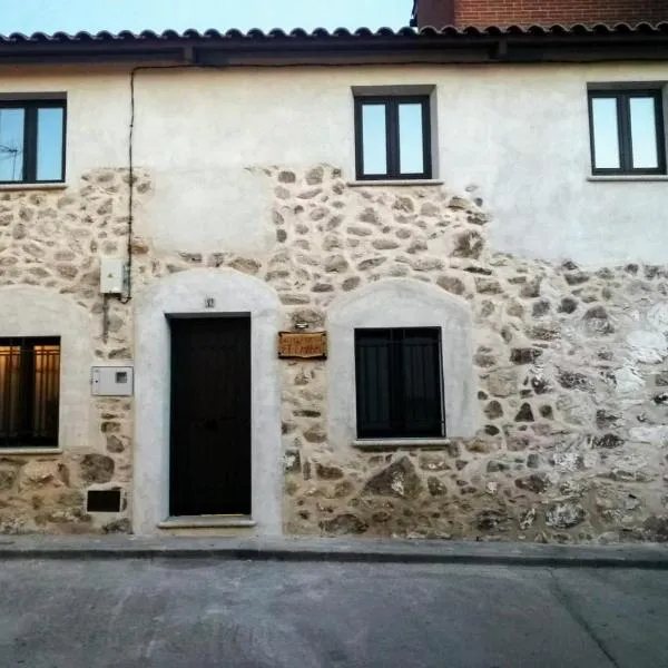 Casa Rural El Enebro 4 estrellas, hotel v destinaci Navamorcuende