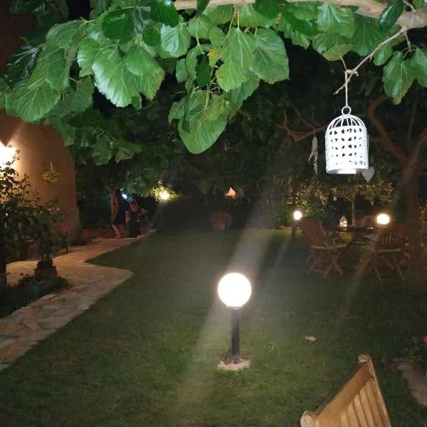 Fani House, hotel v destinaci Kallithea