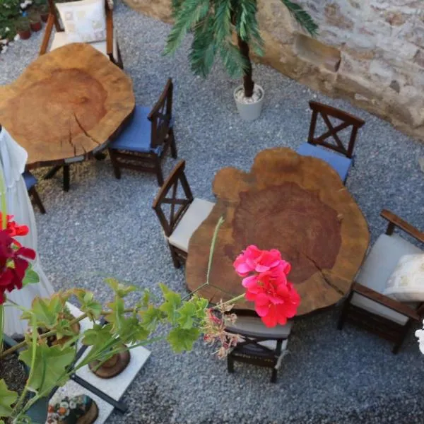 Gizemli Konak, hotel v destinaci Ayvalık