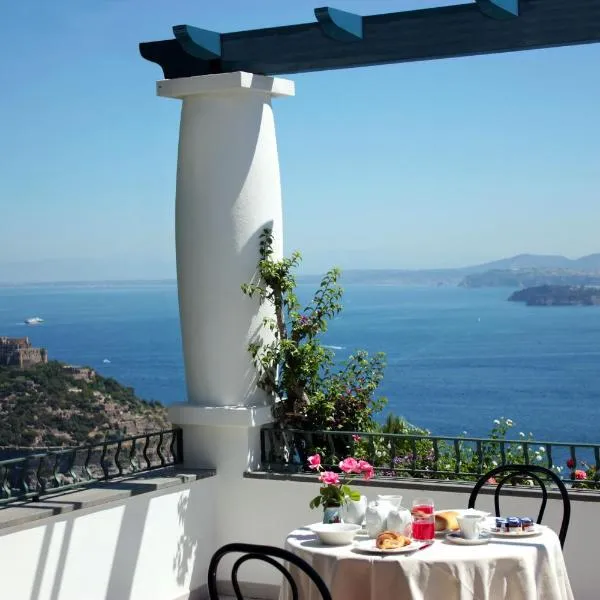 La Pergola del Torchio, hotelli kohteessa Ischia