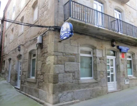 Apartamentos Turísticos O Pescador, hotel in Laxe
