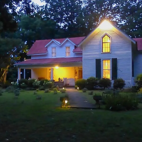 Mulberry Lavender Farm and B&B, hotel in Lynchburg