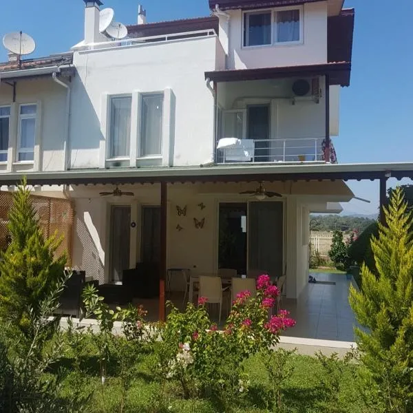 Triblex Villa I Private Beach I Walking Distance to the Sea 300 meters, hotel in Side