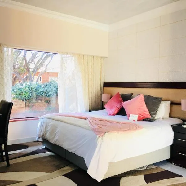 Riverton Manor, hotel in Centurion