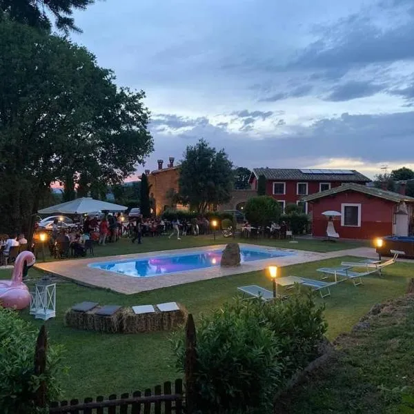 Agriturismo Podere Del Lepre, hotel em CastellʼOttieri