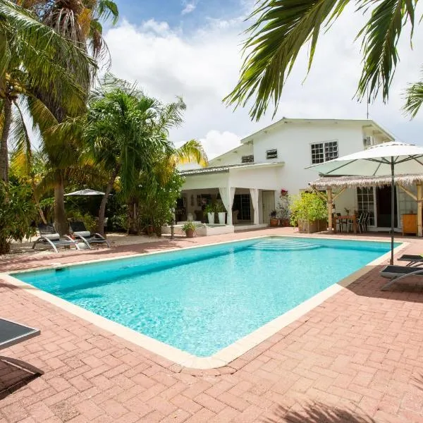 B&B Sombre di Kabana, hotel v destinaci Willemstad