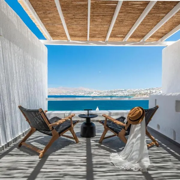 Dreambox Mykonos Suites and Mini Villas, hotel in Ornos