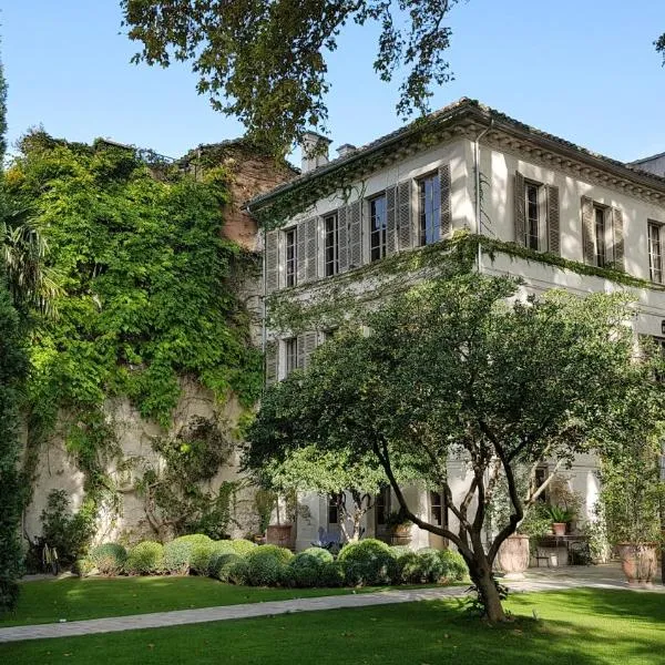 La Divine Comédie-Suites Deluxe, hotel v Avignonu