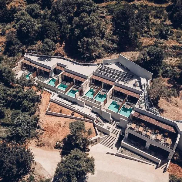 Monastery Estate Retreat, hotel Szújában