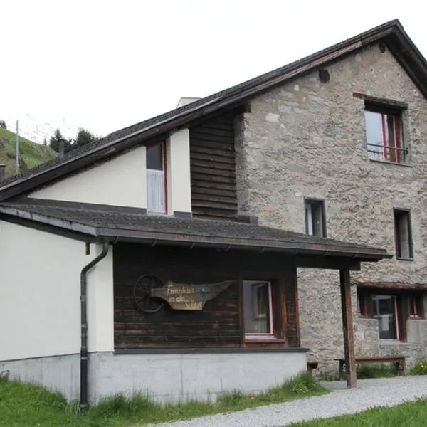 Hostel im Oltä Stall, hotel v destinaci Andermatt