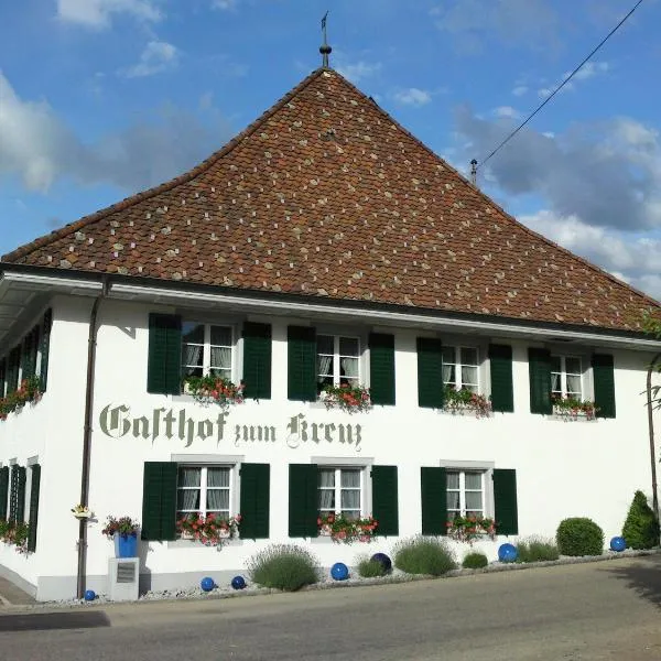 Hotel Kreuz, hotel in Niederdorf