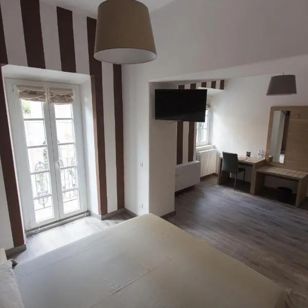 108 b&b, hotel v destinácii Grotte di Castro
