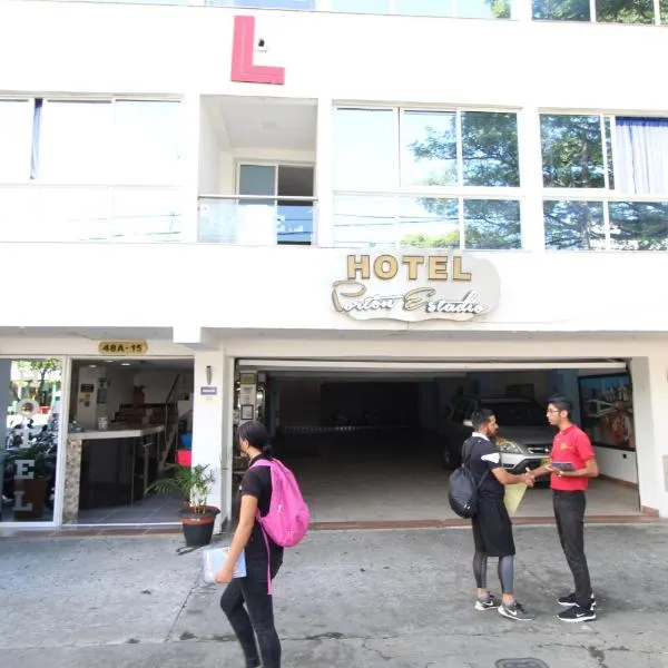 HOTEL PORTÓN ESTADIO, hotell i Medellín