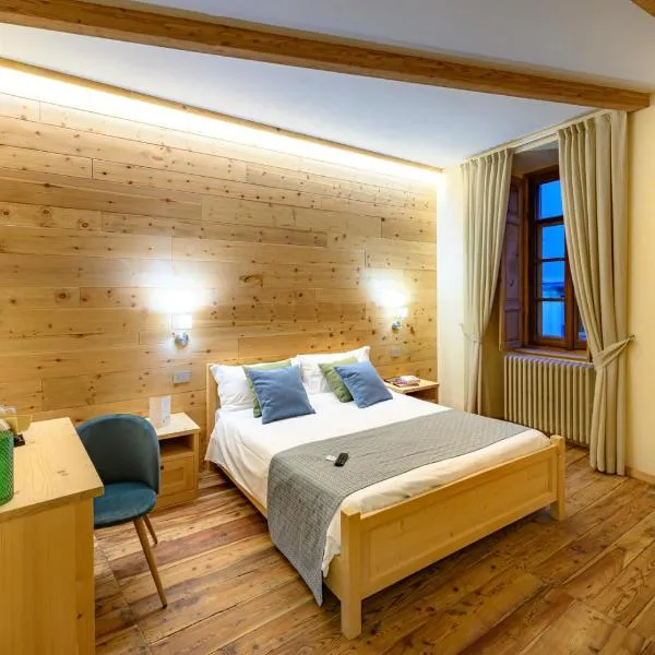 B&B Antica Residenza Centro Storico, hotel v destinaci Tirano