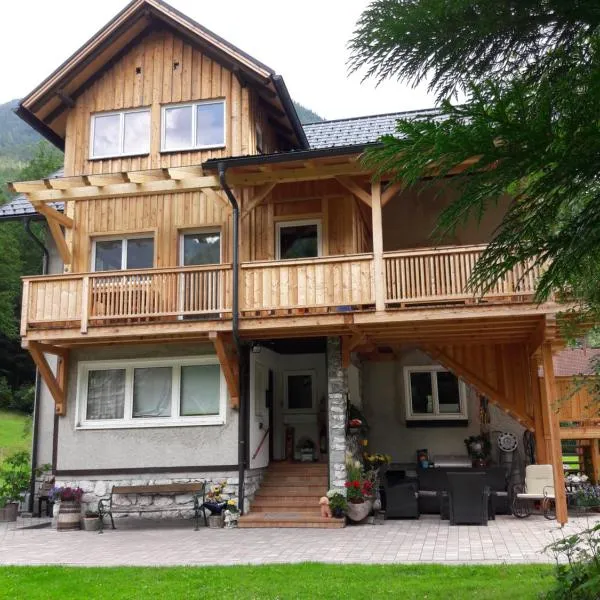 Apartment Sandra, hotel v Obertraunu