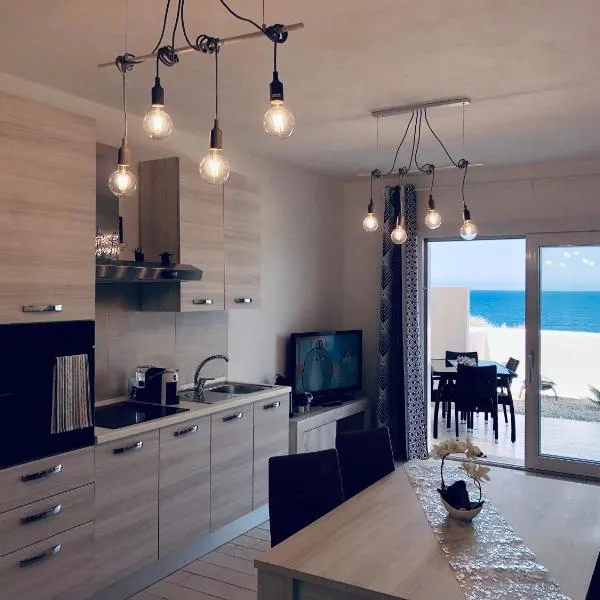 Il Tramonto Luxury House, hotel in Valledoria