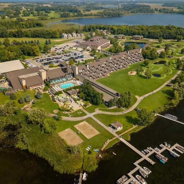 Arrowwood Resort Hotel and Conference Center - Alexandria, hotel in Brandon