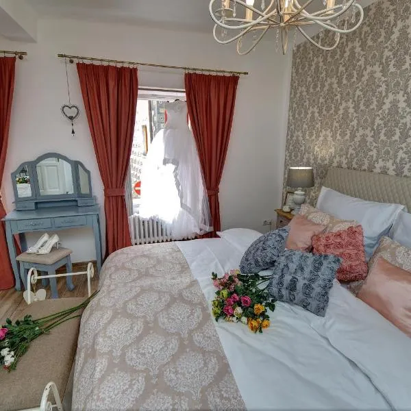 Křišťanka - kouzelné apartmány, hotel in Husinec