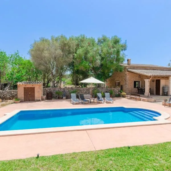 알가이다에 위치한 호텔 Son Garbi