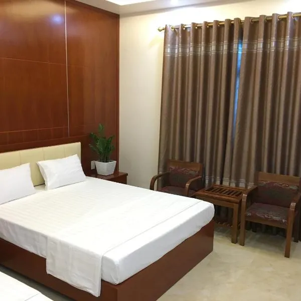 Bình Minh Riverside Hotel, hotel in Phu Lưu