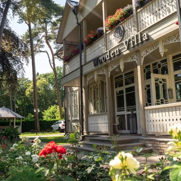 Wooden Villa APARTMENTS, hotel in Jūrmala