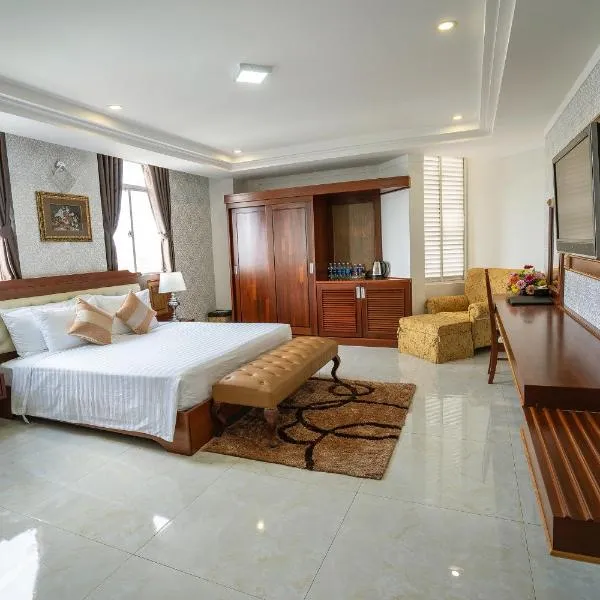 Duc Long Gia Lai Hotels & Apartment, khách sạn ở Plei Hơlăng