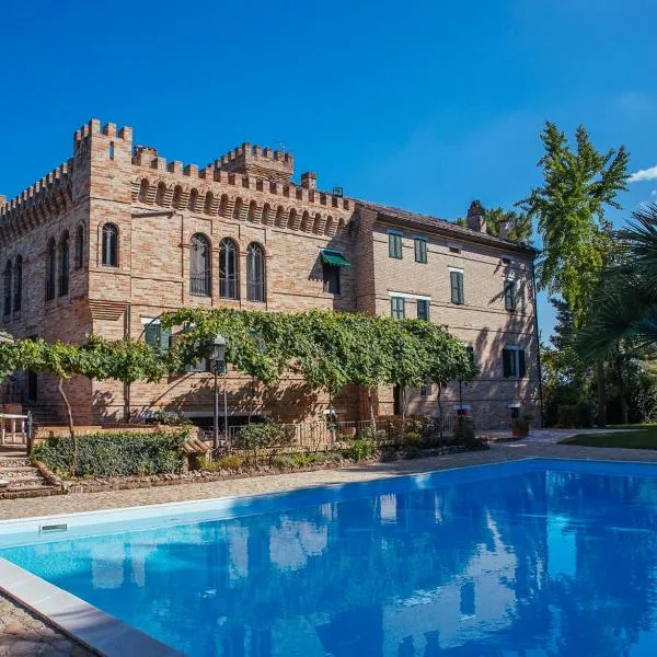Magliano di Tenna에 위치한 호텔 Villa De Castelletta Relais