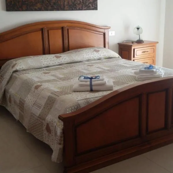 "La casa di Mariagrazia" rooms con cucina condivisa e terrazza, hotel v destinaci Sammichele di Bari