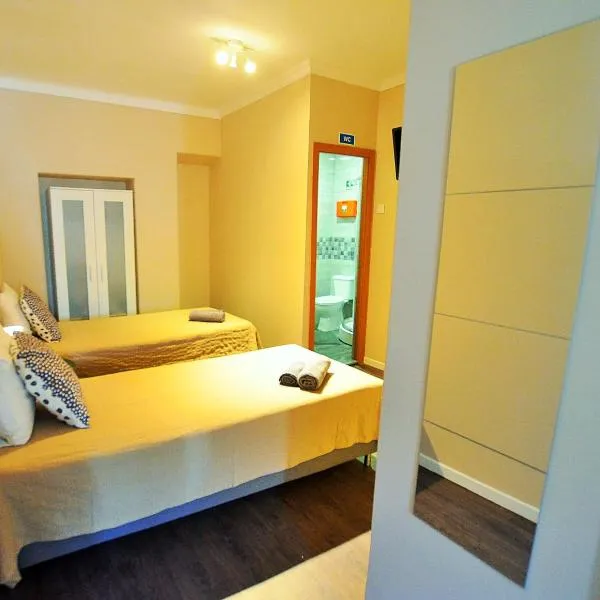 Rooms DP Setúbal、セトゥーバルのホテル