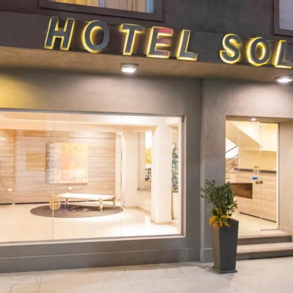 Hotel Solano, hotel in Santiago del Estero
