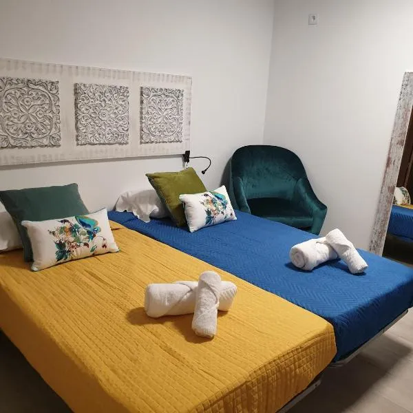 Lisbon Hostel Terminal 4, khách sạn ở Lisboa