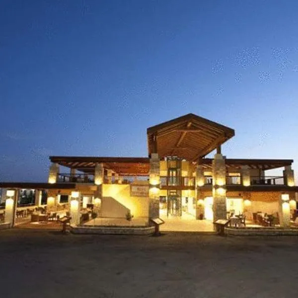 Island Blue Hotel, hotel v destinácii Pefkos