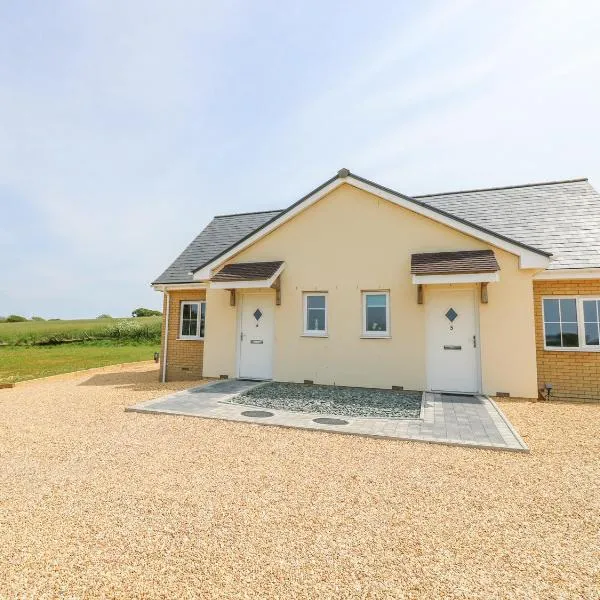 5 Yarmouth Cottages, hotel in Freshwater