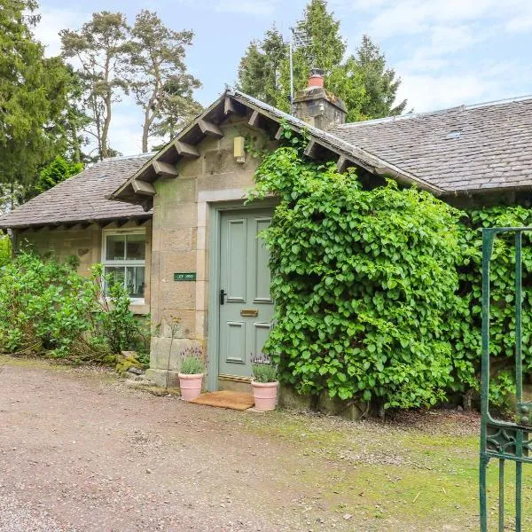 Gate Lodge, hotel in West Calder